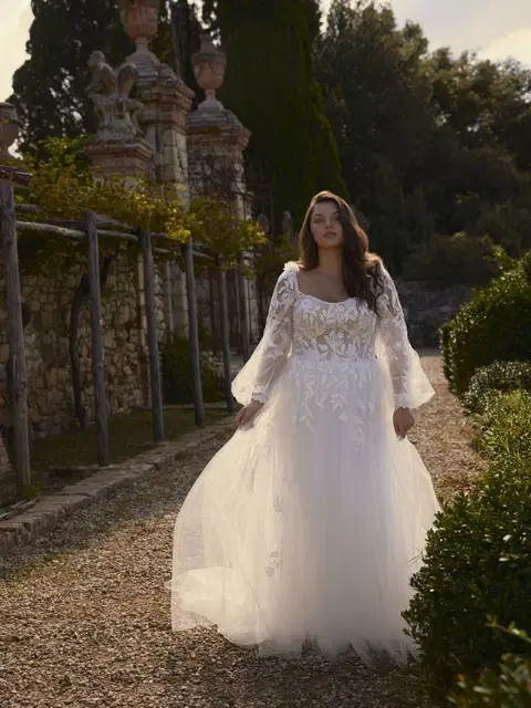 Dembee-C wedding dress by Modeca Bridal, A-line, lace