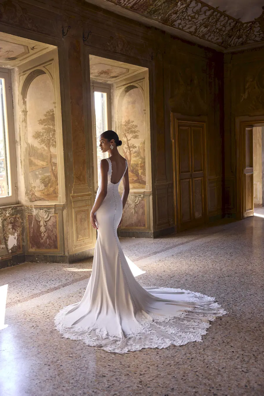 Alice 63261 by Veni Infantino - view 2 of 3