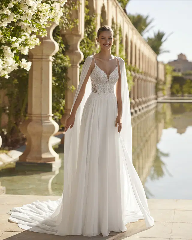 Obadia by Rosa Clara: Straight silhouette, V-neck neckline, sleeveless, chiffon