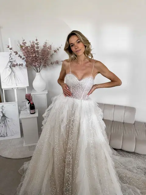 Emilia wedding dress by Fan Xia, ball gown, tulle