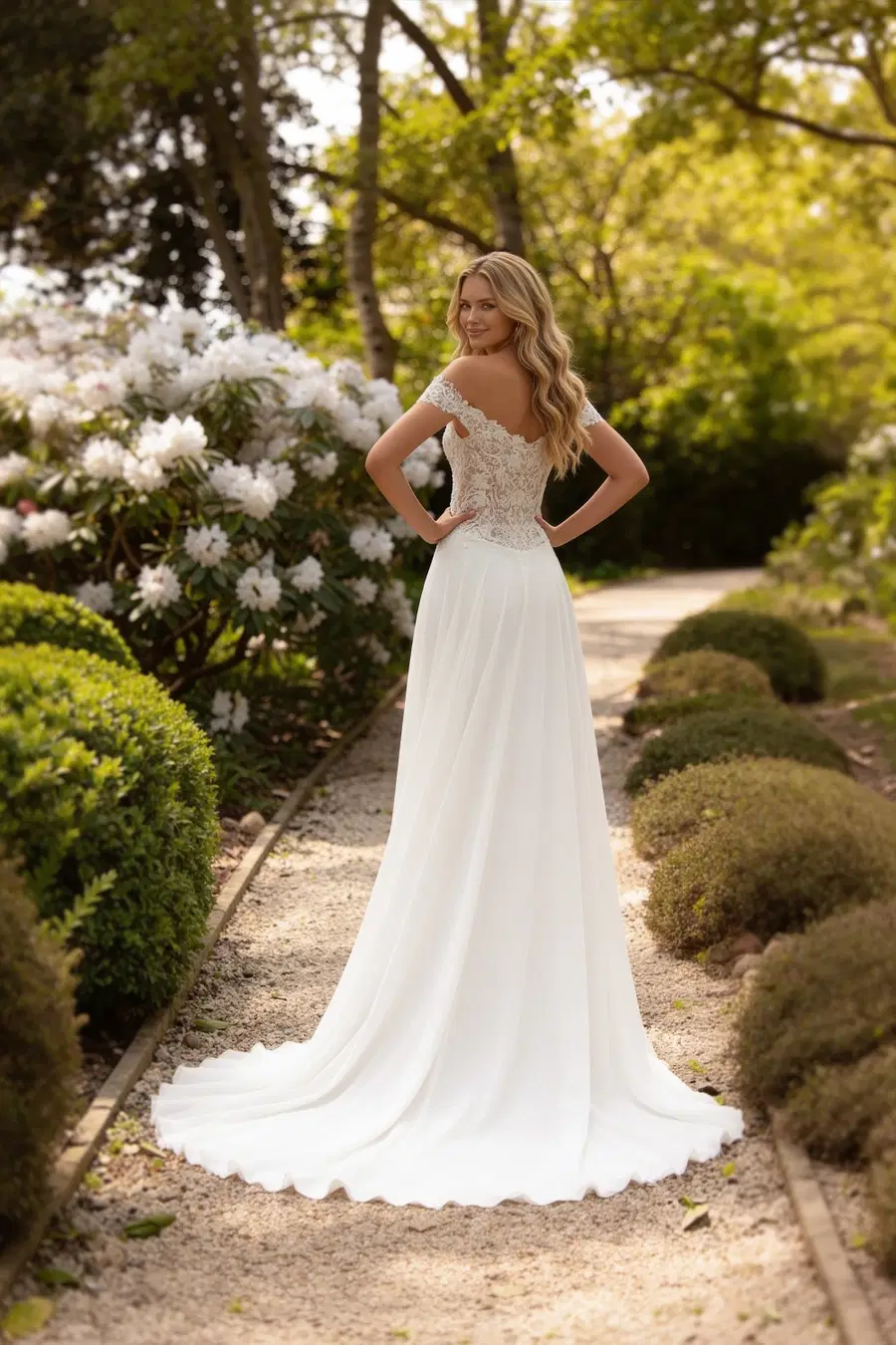 A122 Delilah by Aveline - view 2 of 5