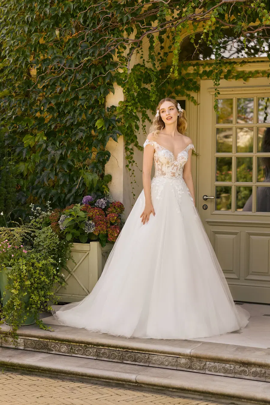 1152 by Angela Bianca: Ball Gown silhouette, off-shoulder neckline, lace