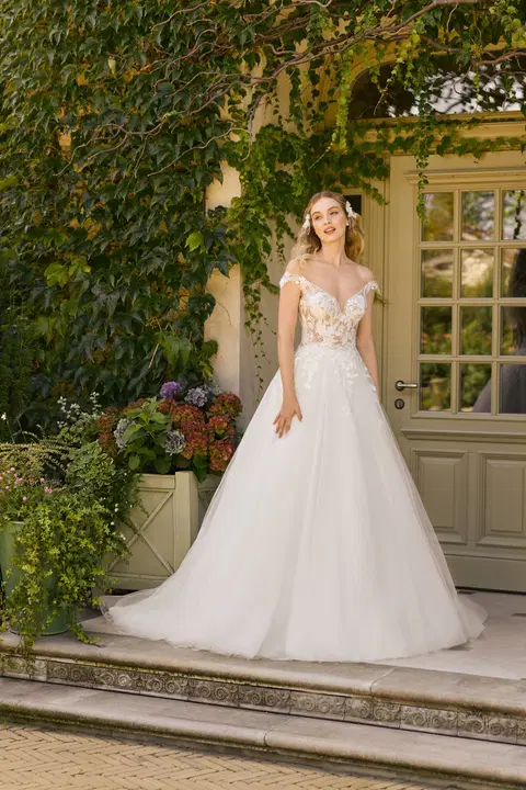 Style 1152 wedding dress by Angela Bianca, ball gown, lace