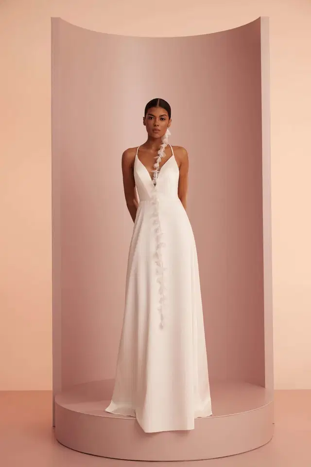 L429 by Ariamo Light: A-Line silhouette, deep V-neck neckline, sleeveless, satin