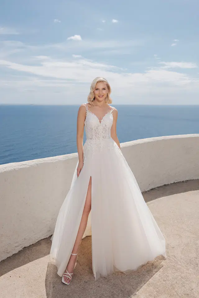 B2411 by Amera Vera: A-Line silhouette, sweetheart neckline, sleeveless, lace