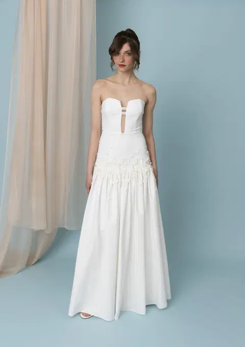 Norafleur wedding dress by Kisui, A-line, tulle