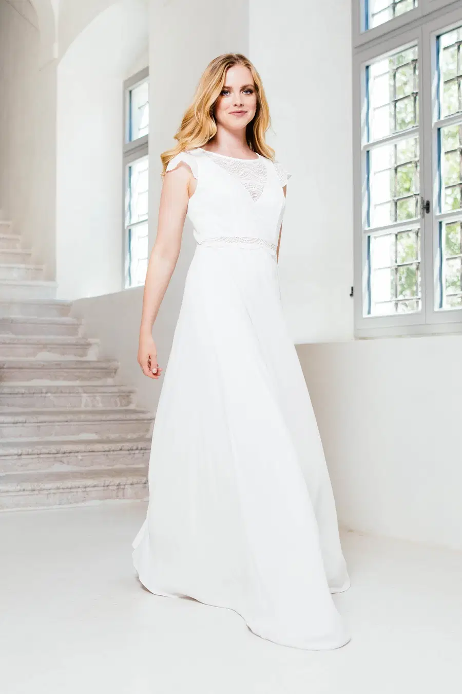 Röschen by KUESS die BRAUT: A-Line silhouette, short sleeves, lace