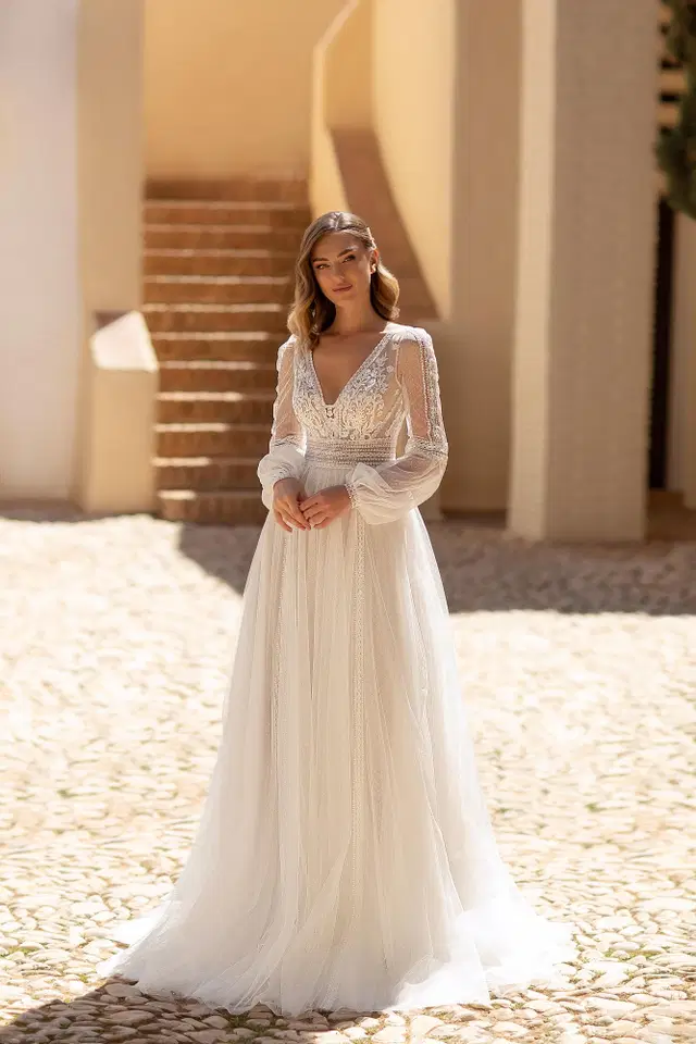 8244 by Monica Loretti: A-Line silhouette, V-neck neckline, long sleeves, tulle