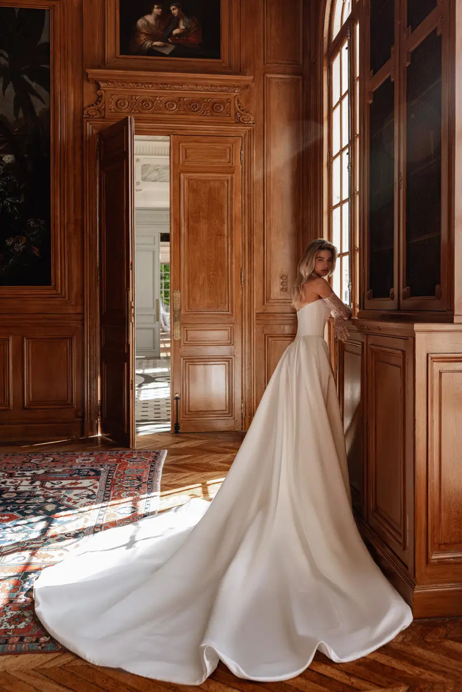 Gisela by Maks Mariano - view 5 of 5