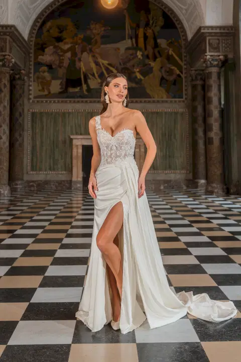 Alexis wedding dress by Diane Legrand, A-line, satin
