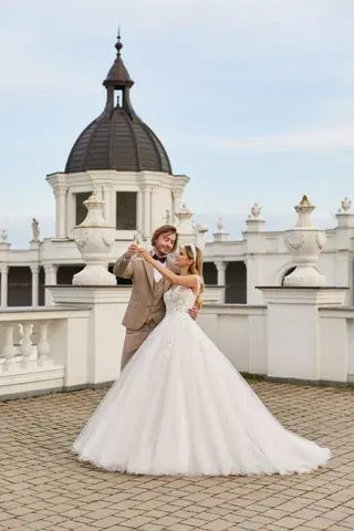 5566 by Serena Bridal - view 5 of 5