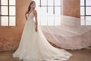 Mia by Josephine Scott - view 6 of 7