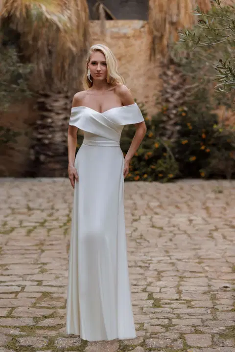26HA01 wedding dress by Jarice, A-line, satin