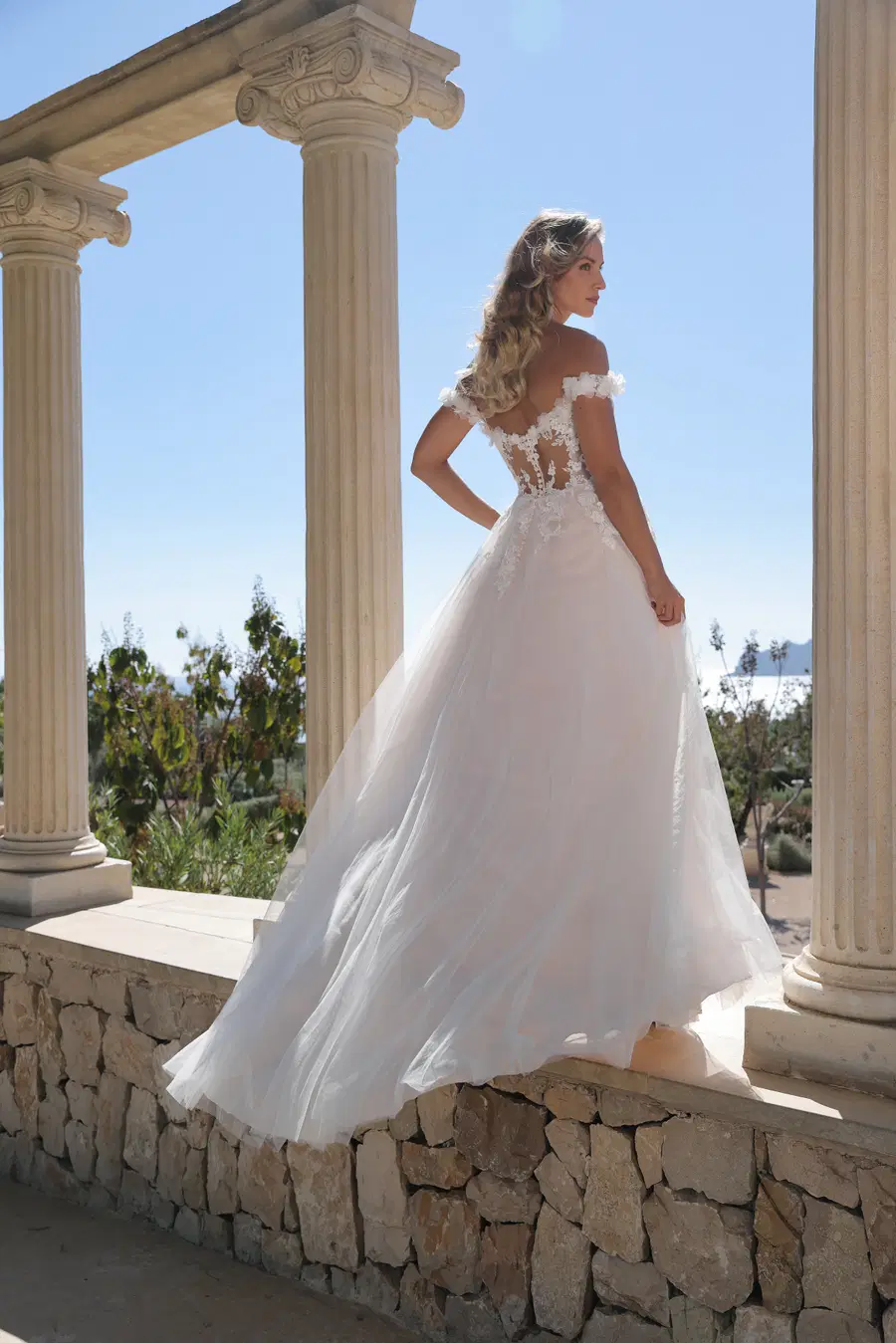 Avani by Azuree Bridal - view 4 of 5