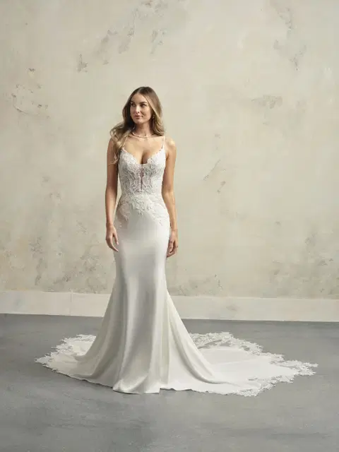 Anastasia wedding dress by Maggie Sottero, mermaid, crepe