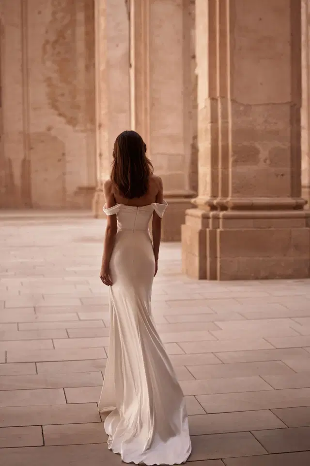 Belgravia by Milla Nova - view 2 of 6
