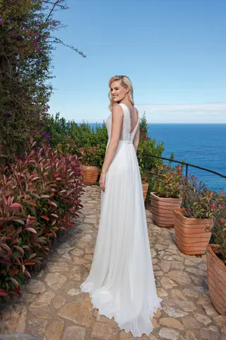 DT01 ivory by Vera Nova - view 4 of 4