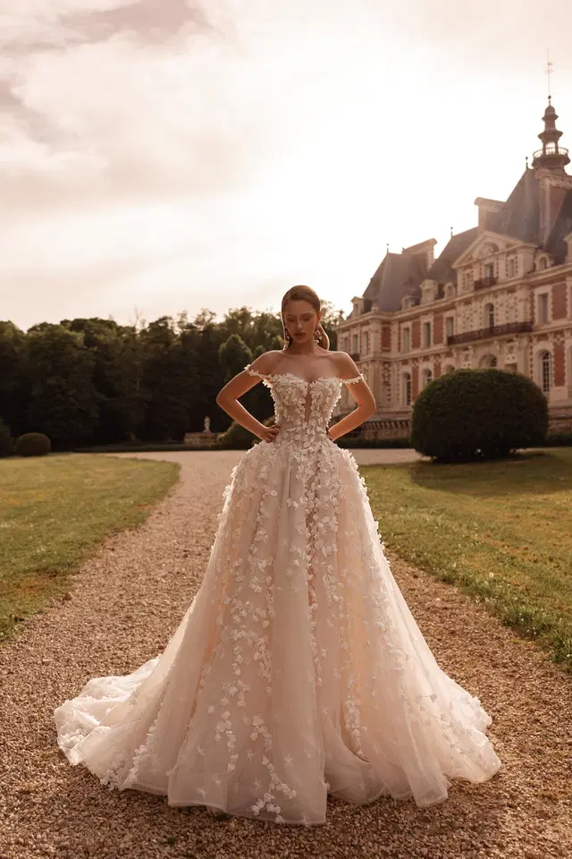 Brigitta by Maks Mariano: Princess silhouette, sweetheart neckline, sleeveless, lace