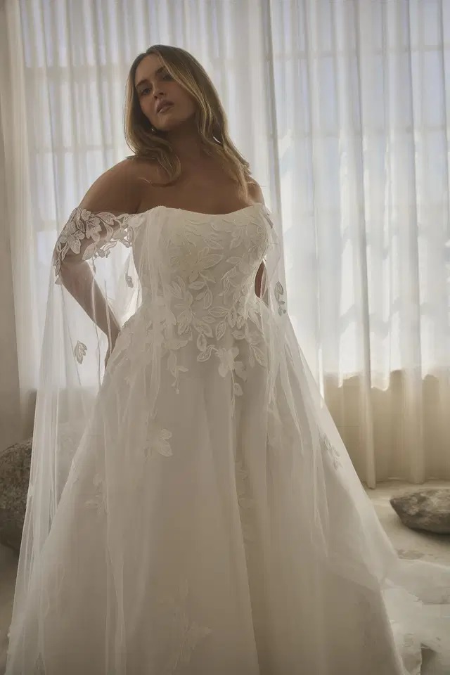 2627 by Casablanca Bridal - view 9 of 11