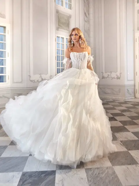 Primrose wedding dress by Vanilla Sposa, ball gown, organza