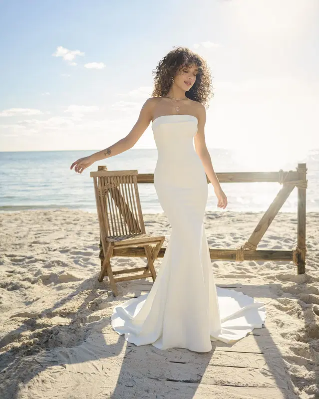 Francine by Rebecca Ingram: Mermaid silhouette, straight neckline, sleeveless, crepe