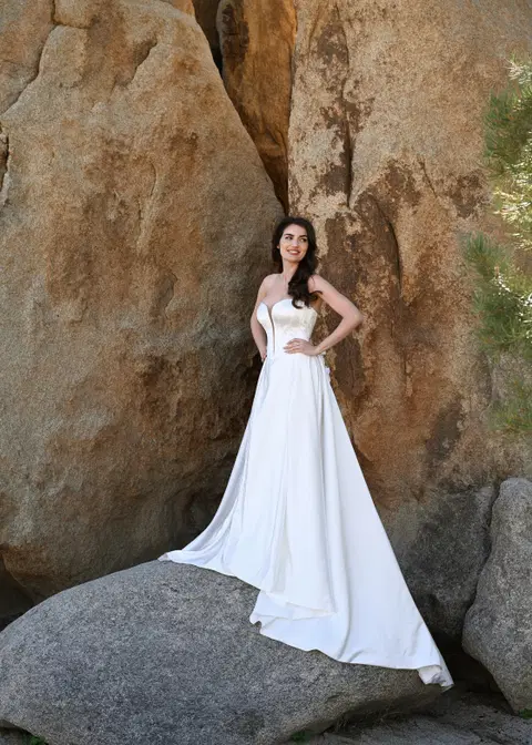Santa Clarita wedding dress by Dando London, ball gown, satin