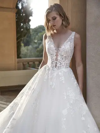 ALLUETTE by Pronovias Privée - view 4 of 4