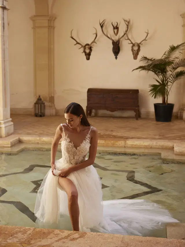 Elias by Modeca Bridal - view 8 of 9
