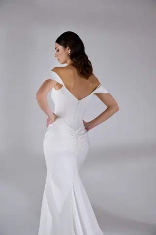 Eden by Avenue by Josephine Scott - view 2 of 15
