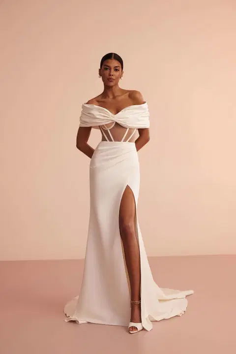 Style L419 wedding dress by Ariamo Light, trumpet, tulle