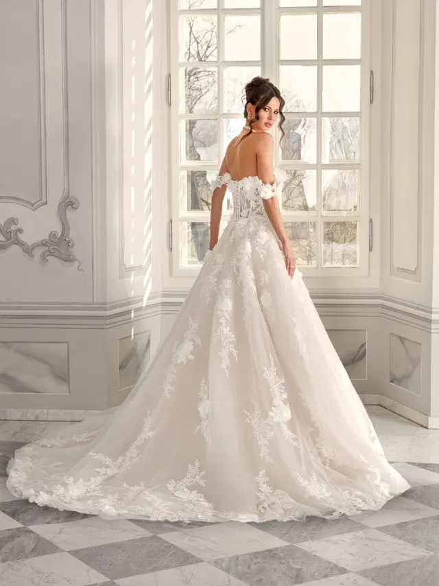Kaitlyn by Vanilla Sposa - view 2 of 2