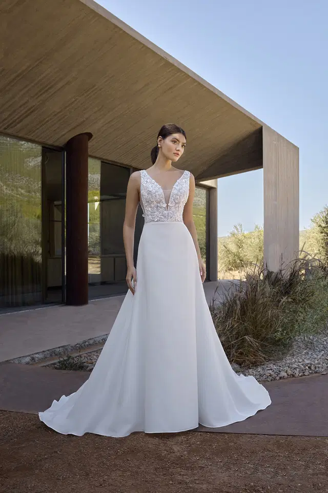L1163 by Demetrios: Trumpet silhouette, deep V-neck neckline, sleeveless, crepe