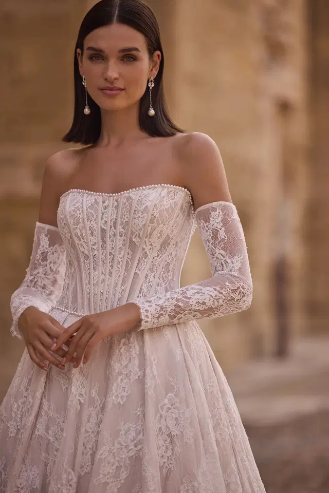 Hailey A by Veni Infantino - view 2 of 4