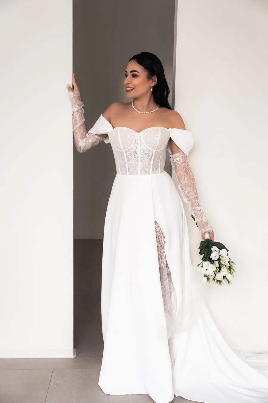 Noor by Fan Xia - view 8 of 8