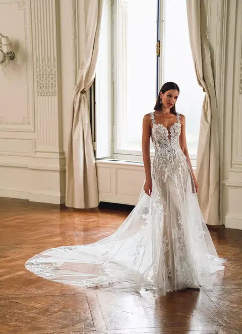 Femie wedding dress by ÉLYSÉE, A-line, lace