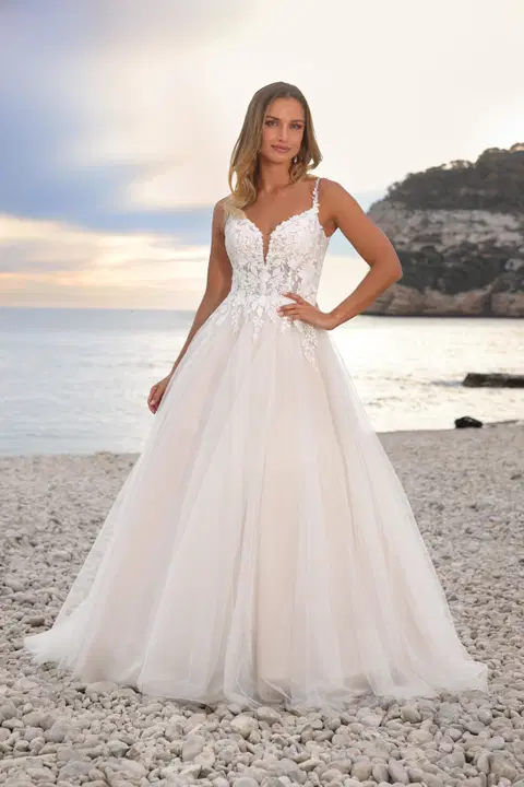 Bahar wedding dress by Azuree Bridal, A-line, lace