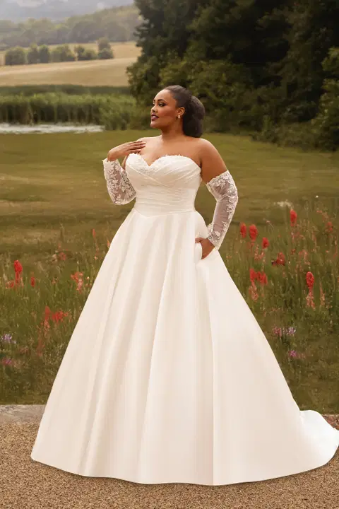 Style PH7033 wedding dress by Envy by Phoenix, ball gown, satin