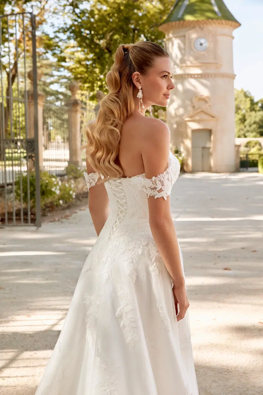 44587 by Sincerity Bridal - view 2 of 10