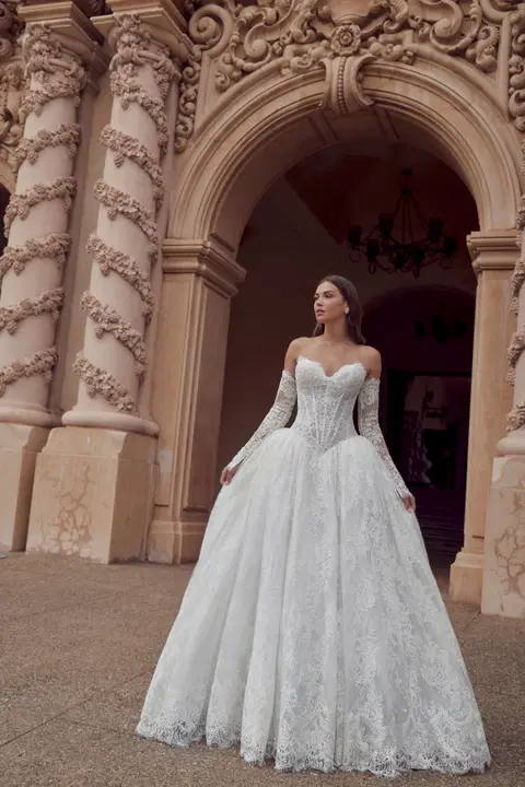 126264 Cosima wedding dress by Calla Blanche, ball gown, lace
