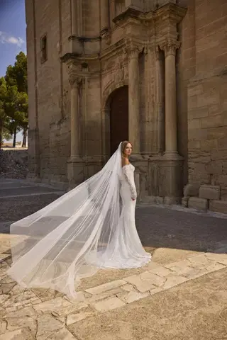 Hayden by Veni Infantino - view 3 of 4