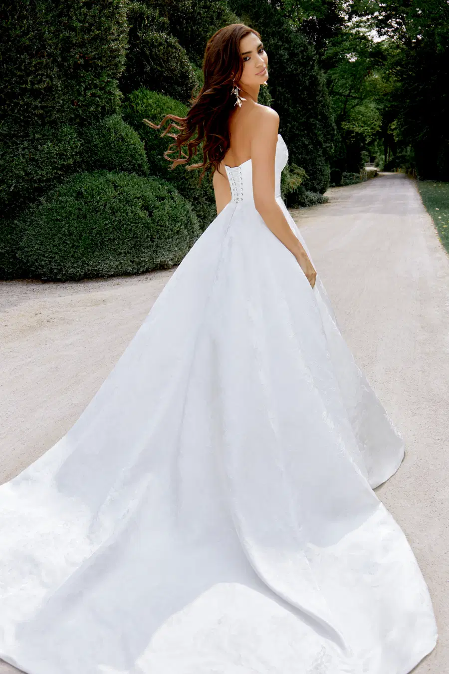 44513 by Sincerity Bridal - view 7 of 9