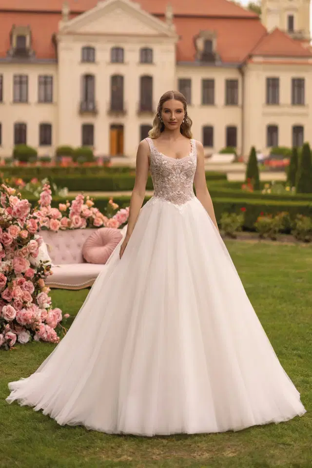 1167 by Angela Bianca: Princess silhouette, scoop neckline, sleeveless, lace