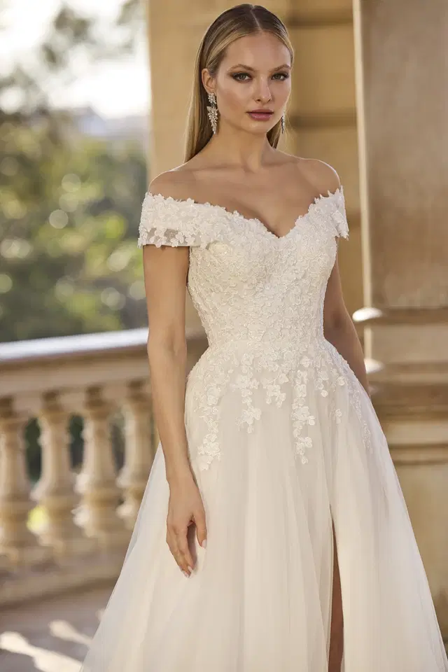 Hymira by Veni Infantino - view 2 of 3