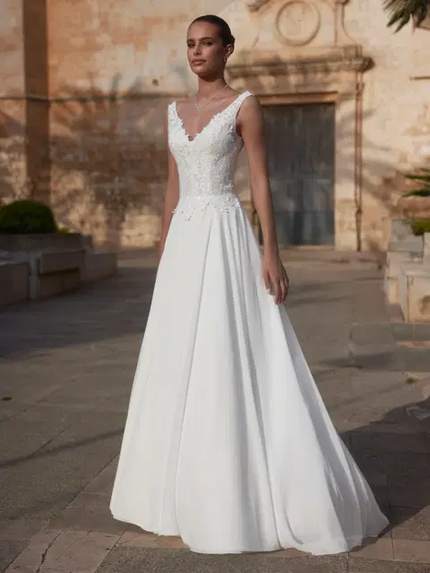Camelia wedding dress by Bianco Evento, A-line, lace