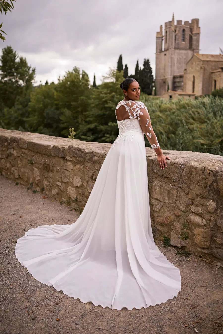 27329 by Très Chic - view 4 of 5