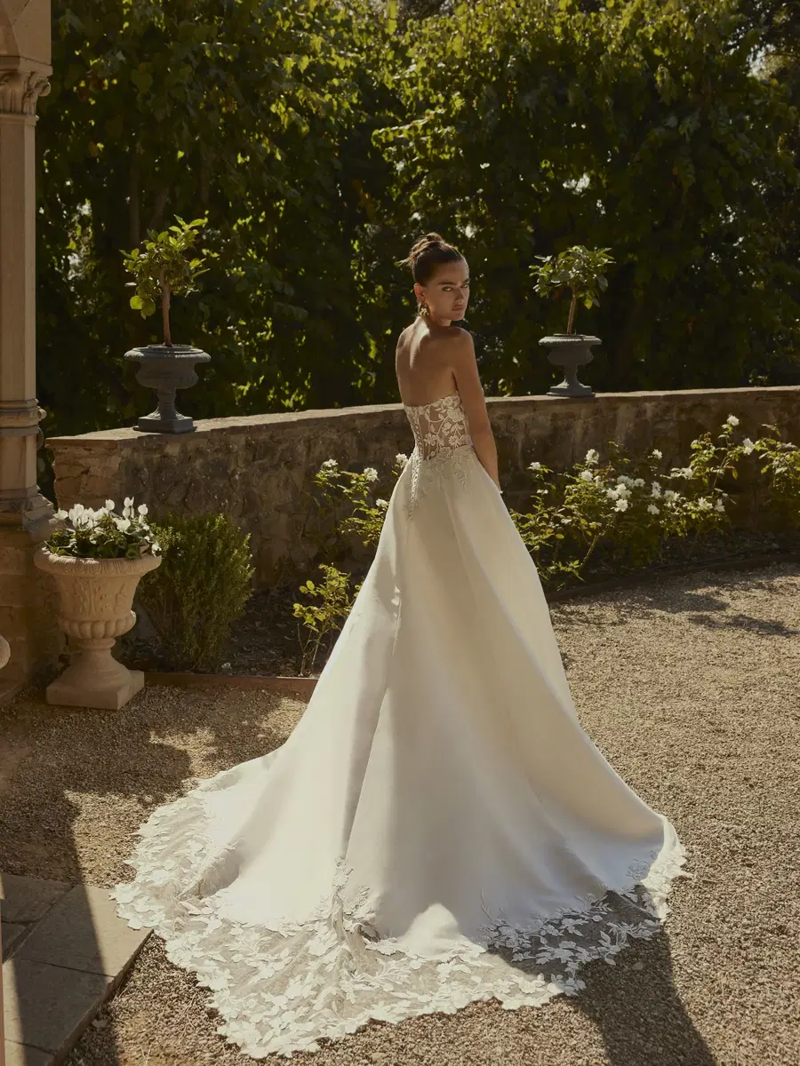 Darling by Modeca Bridal - view 3 of 4