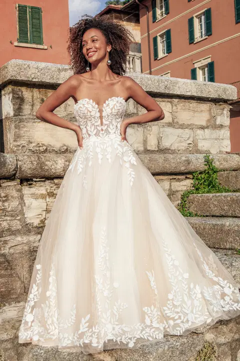 MJ1014 - Halani wedding dress by Madison James, ball gown, lace