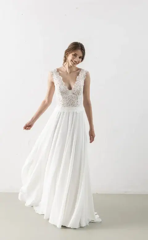 Milele wedding dress by Kisui, A-line, lace