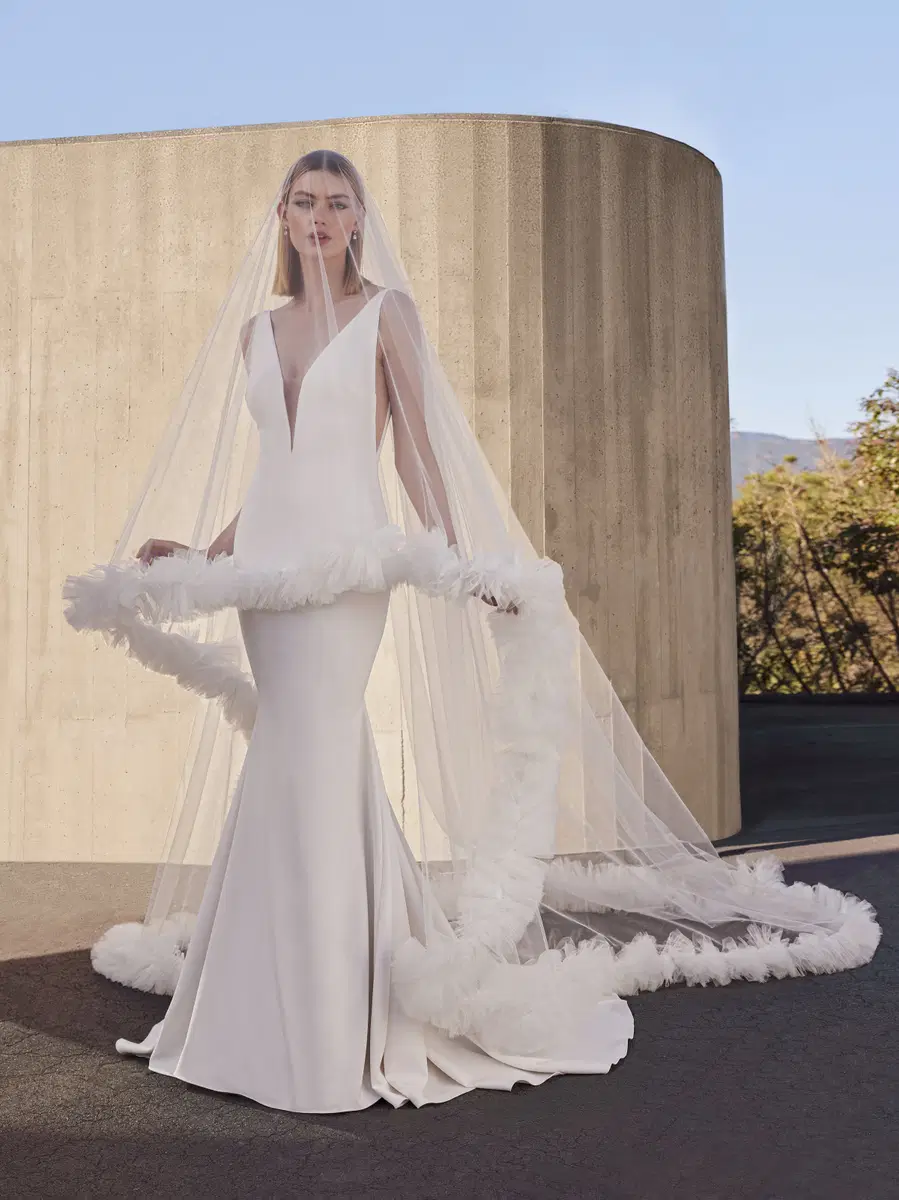 SNOWBEET by Pronovias - view 2 of 3