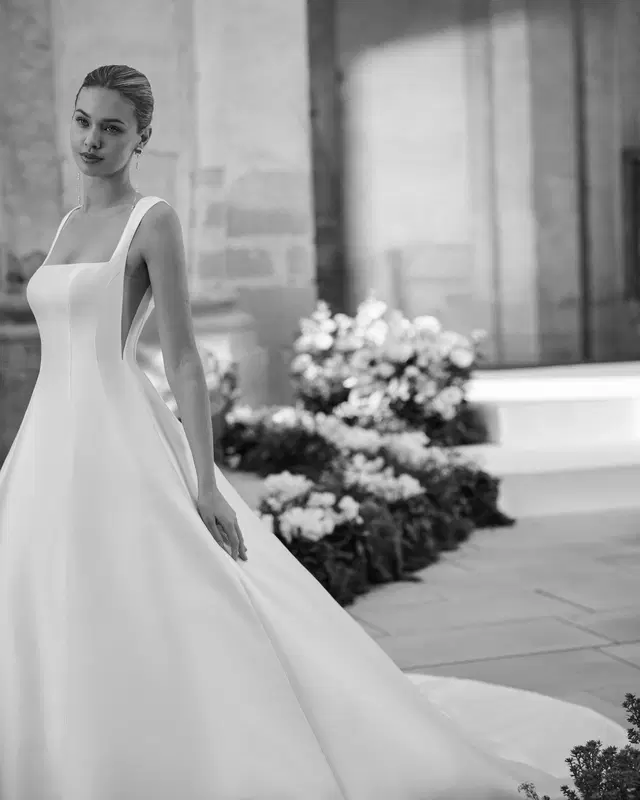 MONICA by Aire Barcelona - view 3 of 3